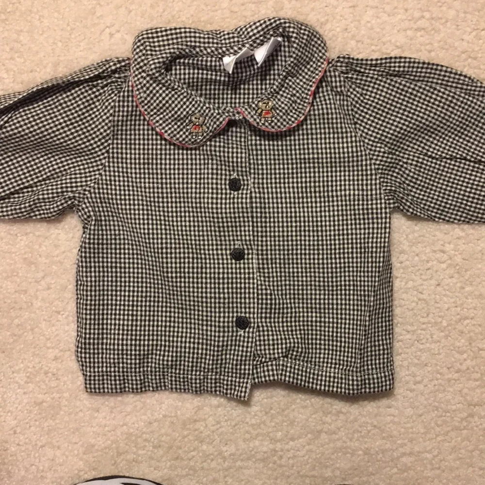 Zyno teddy bear shirt and overall outfit